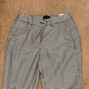 NWT White House Black Market Black and White Houndstooth Pants